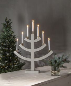 Elljusstake Gillian i trä beige sjuarmad med mässing 64cm