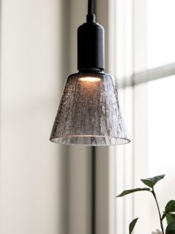 Tilda Fönsterlampa E27, svart/rökt