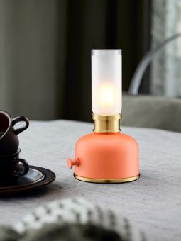 Frida bordslampa orange 11x22cm